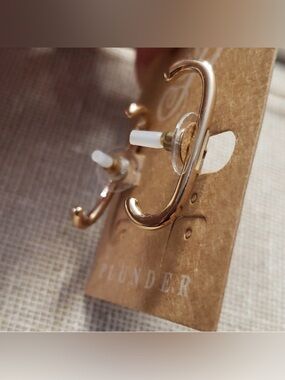 #1100 Plunder “Murphy” Silver Curved Hoop Stud Earrings